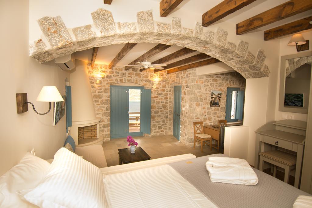 Petra Boutique Homes Arginonda Екстериор снимка