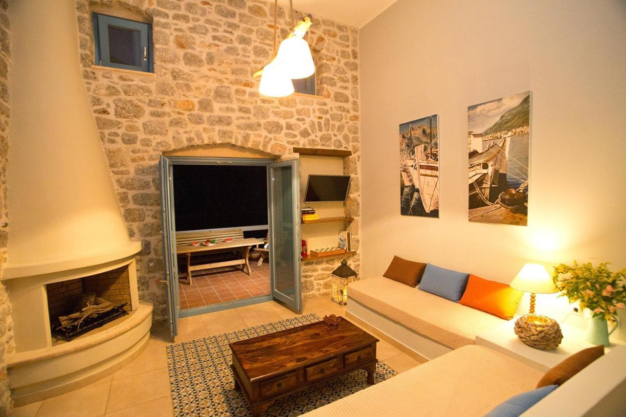Petra Boutique Homes Arginonda Екстериор снимка