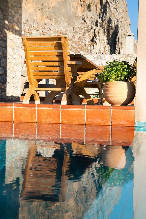 Petra Boutique Homes Arginonda Екстериор снимка